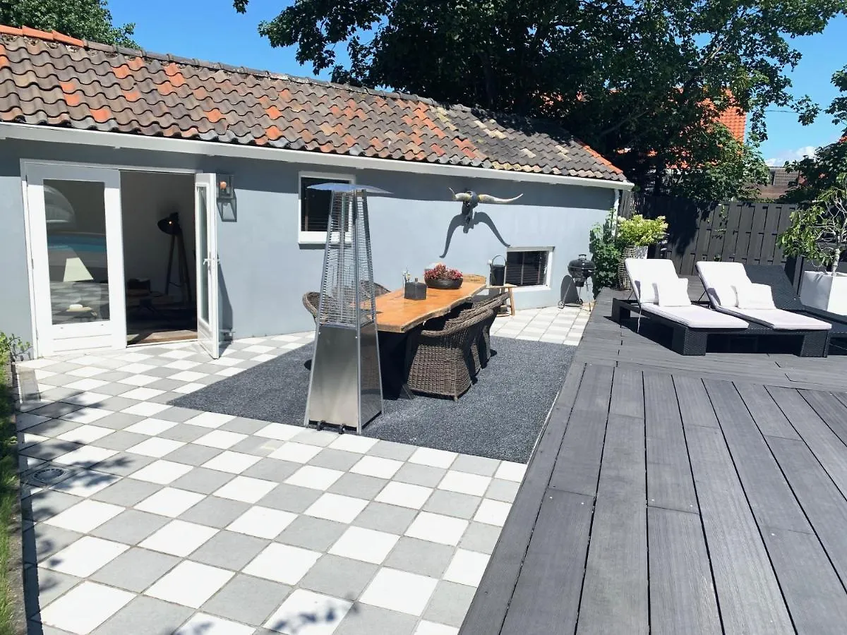 Finch Guesthouse Zandvoort Netherlands