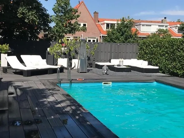 Finch Guesthouse Zandvoort